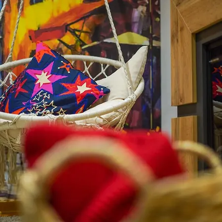 Eagle Hills Apartman Sa Kaminom I Ljuljaskom U Centru Apartment Zlatibor