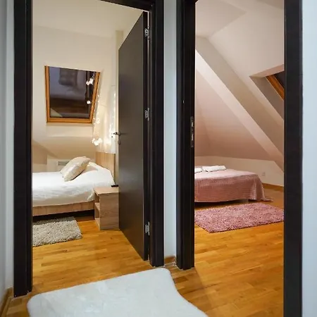 Eagle Hills Apartman Sa Kaminom I Ljuljaskom U Centru Zlatibor